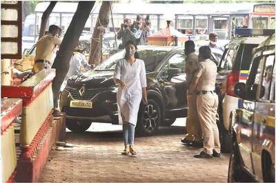 Sushant Singh Rajput Case LIVE Updates: Rhea Chakraborty Visits Santacruz Police Station A Day After Getting Bail
