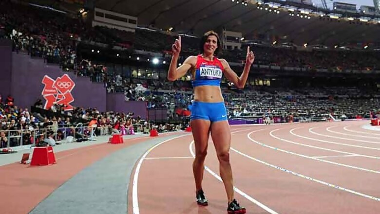Russia's Antyukh storms to 400m hurdles gold
