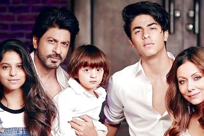 Shah Rukh, Gauri and Aryan Khan Had an Emotional Reunion; Suhana Khan Connected Over Video Call