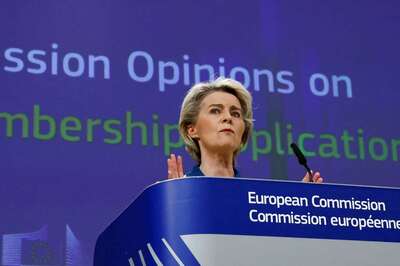 EU Grants Ukraine, Moldova ‘Candidate Status’, First Step In Long Way To Full Membership