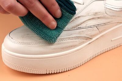How to Clean Dirty Shoes