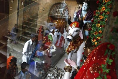 Pakistani Court Allows Hindus to Worship at Shiva Temple