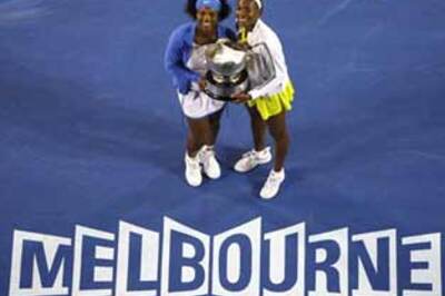 Williams sisters win Aussie women's doubles title