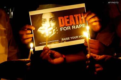 Delhi gangrape: SC extends stay on death sentence of two convicts