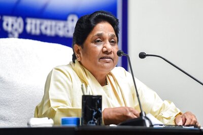 BSP Chief Mayawati Hits Out at UP Govt Over Law & Order