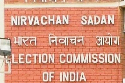 EC likely to announce dates for Delhi Assembly elections today