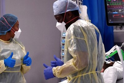 UK Reports 14 Omicron-related Deaths, 129 Hospitalised