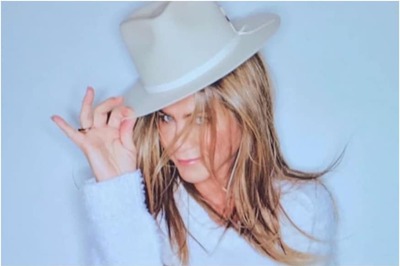 Jennifer Aniston Has a Sassy Message for Covid-19 and We Can All Relate