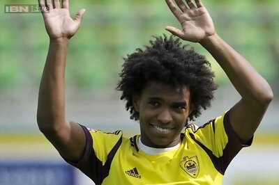 Chelsea hijack Tottenham's bid for Willian