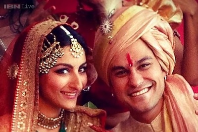 Photo of the day: Bride Soha Ali Khan and groom Kunal Khemu make a cute pair