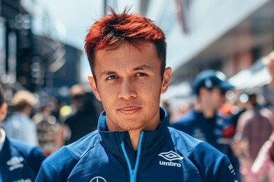 F1: Alex Albon to Stay with Williams with Dig at Oscar Piastri