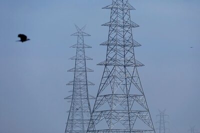 Power Consumption Slump Narrows to 2.64% in July; Likely to Hit Normal Level in August