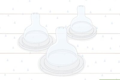 How to Bottle Feed Babies