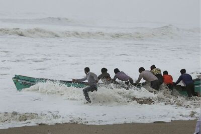 Cyclone Vayu Changes Course, Won't Hit Gujarat, Says IMD But Heavy Rains and Wind Still a Threat