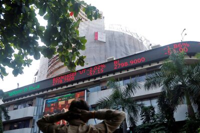 Sensex Plunges Over 1,150 pts at Close, Nifty Below 17,200; IT Stocks Drag