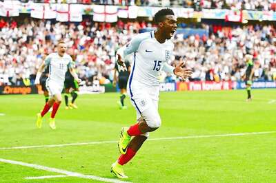 Euro 2016: Sturridge's Late Strike Helps England Beat Wales 2-1 to Top Group B