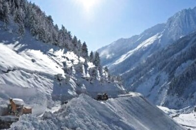 Srinagar Records Coldest Night of Season at Minus 1.5 Degrees Celsius