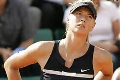 Ivanovic dislodges Sharapova to secure top ranking