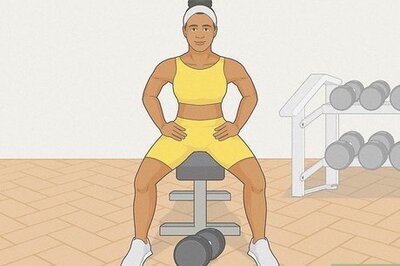 How to Do a Concentration Curl