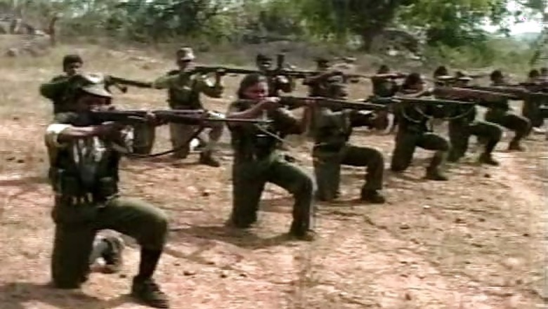 Chhattisgarh: Naxal-CRPF encounter, 12 injured