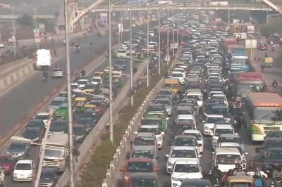 Day After Tractor Rally Violence, Delhi Roads See Huge Traffic Jams. Here Are the Routes to Avoid