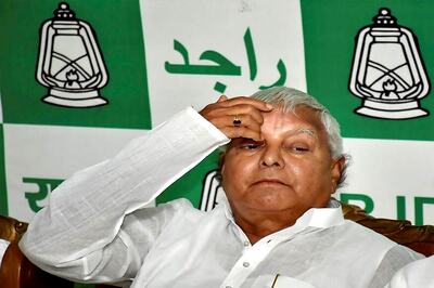 After Bihar, Lalu Prasad Out to Play 'Grand Alliance' Card in Delhi