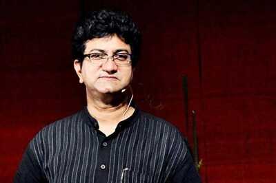 Karni Sena Welcomes CBFC Chief Prasoon Joshi's Decision To Skip Jaipur Literature Festival