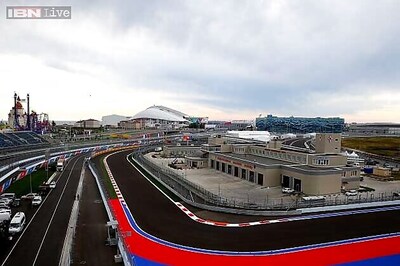 Crash and crisis overshadow Russia F1 debut