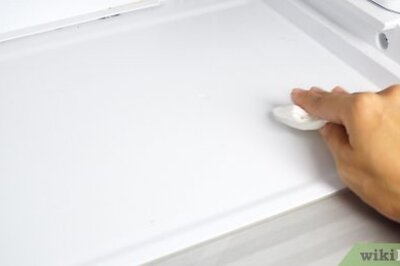 9 Quick Fridge Cleaning Hacks, in 30 Minutes or Less