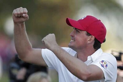 Big days from Bradley, Bubba give US 5-3 lead