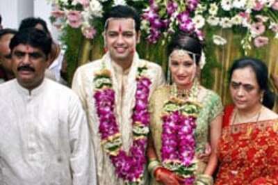 Jet grounds Rahul Mahajan's wife