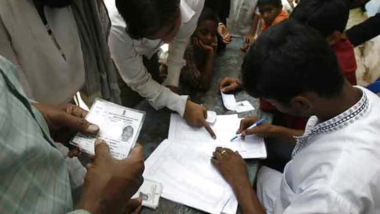 Himachal by-polls: Cong candidate takes unassailable lead in Mandi