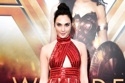 Wonder Woman Gal Gadot Is Obsessed With Red Lipstick