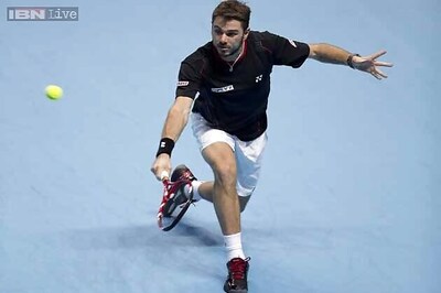 Wawrinka upsets Ferrer at ATP Finals