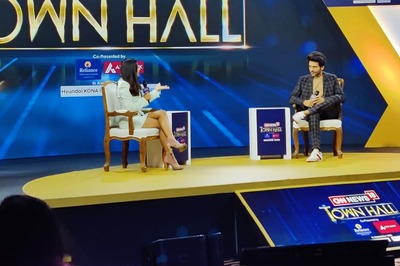 It's Good Films That are Working, Language No Bar, Says Actor Kartik Aaryan at CNN-News18 Town Hall