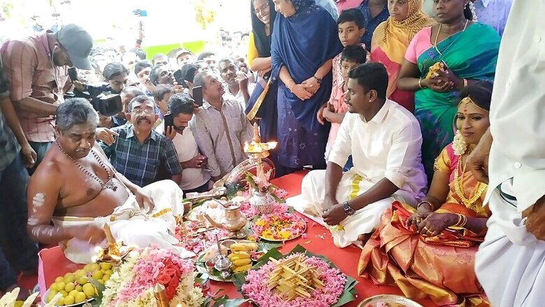 Kerala Mosque Hosts Hindu Wedding, CM Vijayan Congratulates Couple