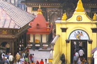 Indian priests assaulted, paraded naked at Pashupatinath