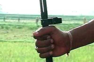 Suspected Maoists kill two CPI(M) leaders in West Bengal