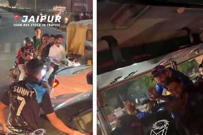 IPL 2024, RR vs MI: Fan Rescues Mumbai Indians Team Bus from Traffic, Players Applaud | WATCH