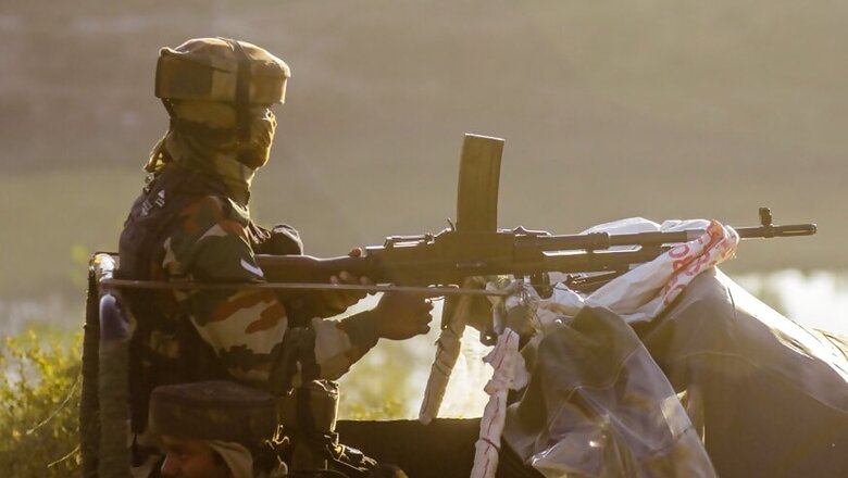 Army to Buy New Weapons at Rs 40,000 Crore to Replace Ageing Arsenal