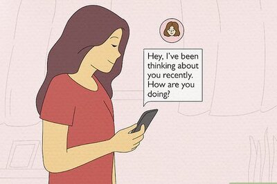 What Does It Mean When You Dream of an Old Friend?