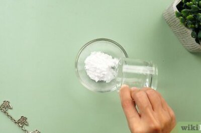 How to Remove Tarnish from Stainless Steel Jewelry: 4 Simple Cleaning Methods