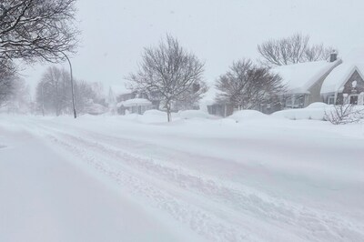 US Winter Storms Kill 55 Across 10 States as Brutal Cold Weather and Snow Affect Millions