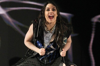 WWE RAW Results: Nikki Cross Gatecrashes RAW Women's Championship Bout