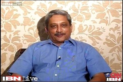 Manohar Parrikar to review security situation in Jammu and Kashmir on May 22