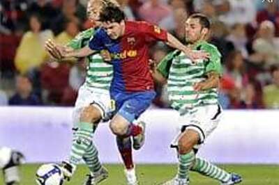 Real Madrid beat Numancia, Barca held to a draw