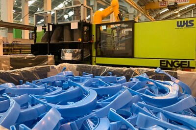 Jaguar Land Rover Scales up Production of Face Visor for NHS Staff Fighting COVID-19