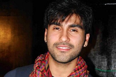 Aarya Babbar gets embarrassed