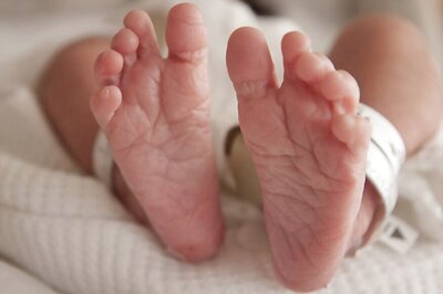 Cabinet Approves Moving Official Amendments to Ban Commercial Surrogacy in India