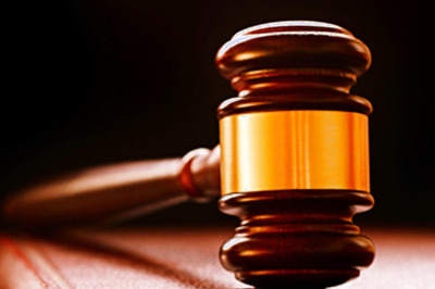 Turkish Court Keeps Opposition Newspaper Staff in Jail During Trial